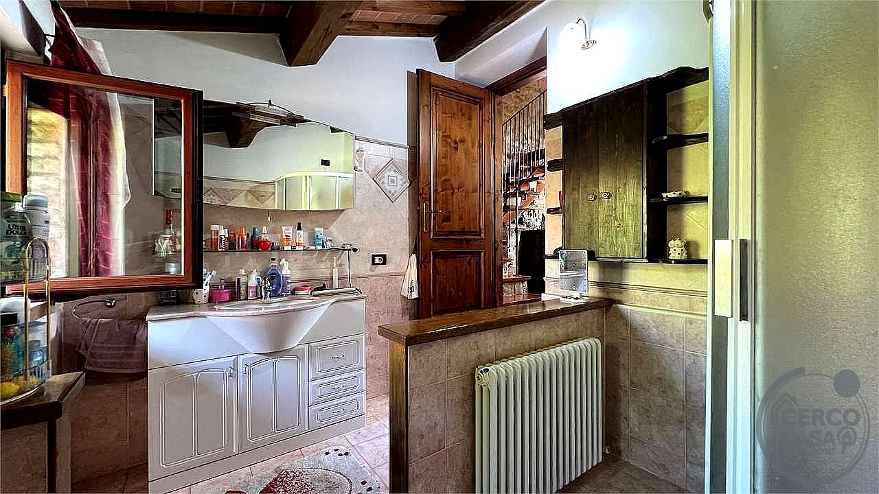 RUSTICO - CASALE VENDITA PERUGIA MUGNANO · foto 4