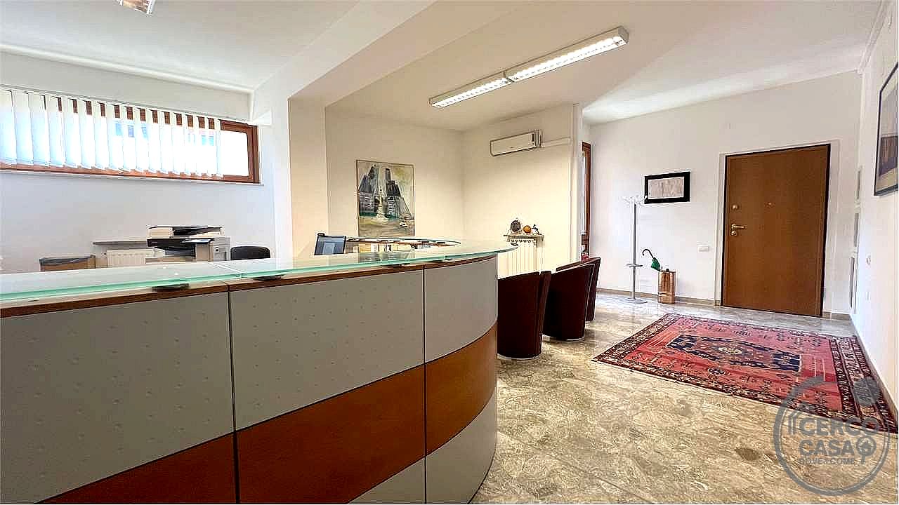 UFFICIO VENDITA PERUGIA · foto 27