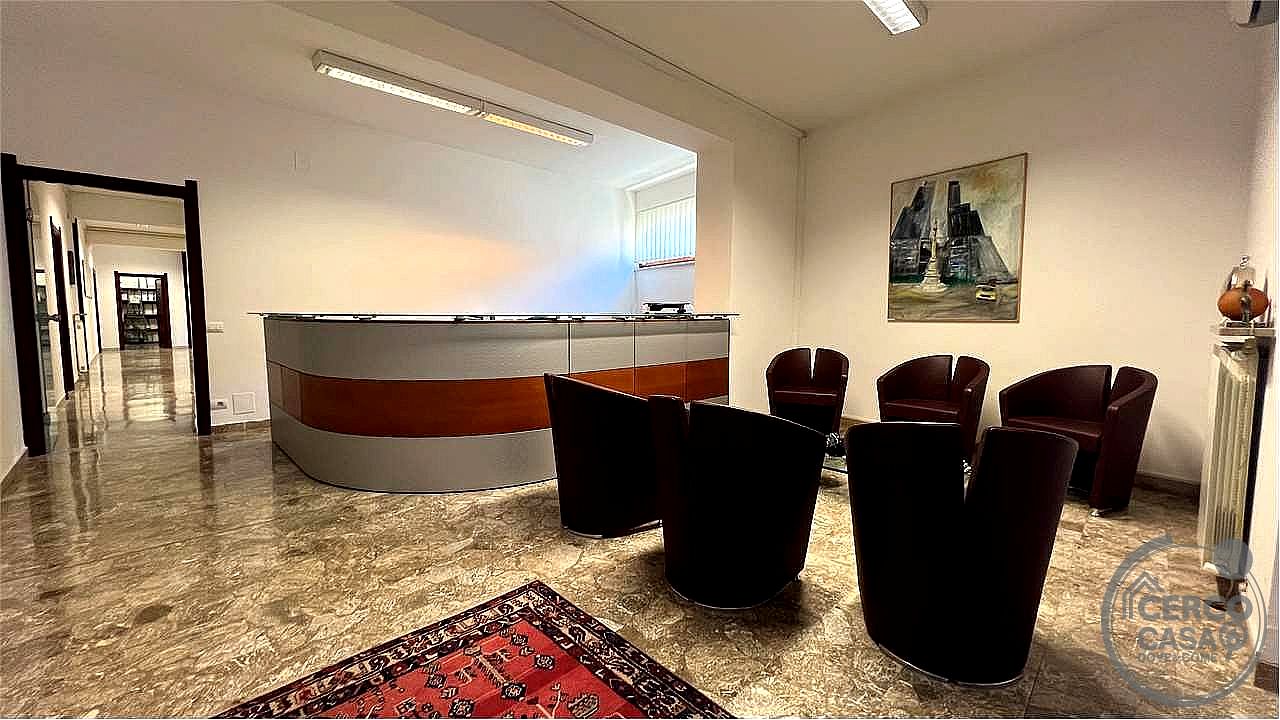 UFFICIO VENDITA PERUGIA · foto 33