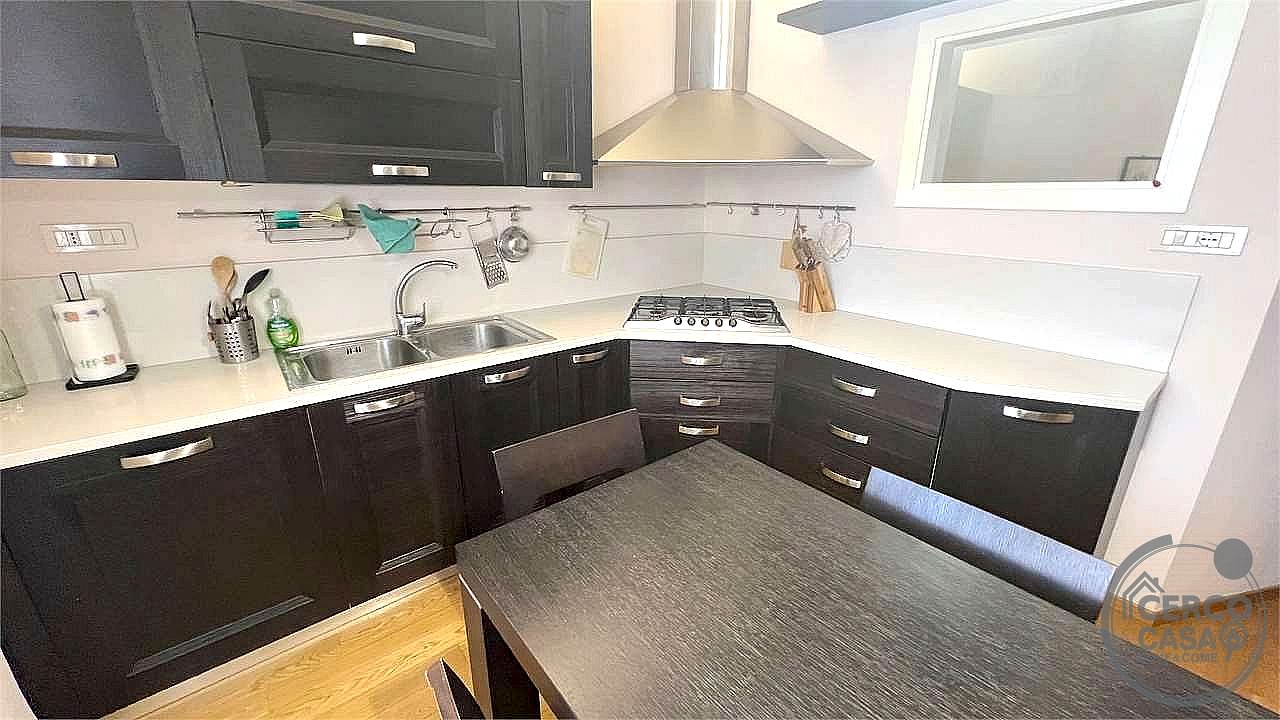 4 O PIÙ LOCALI VENDITA PERUGIA · foto 17