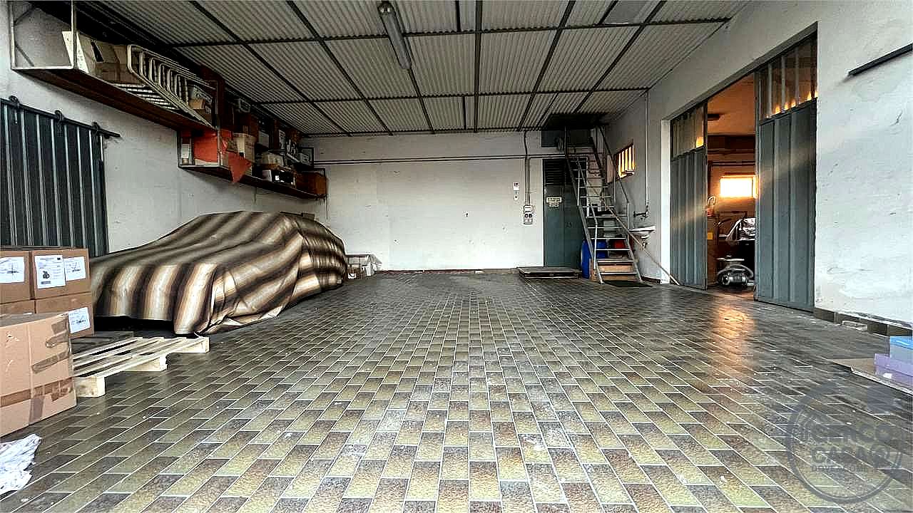 LABORATORIO VENDITA PERUGIA SAN SISTO · foto 29