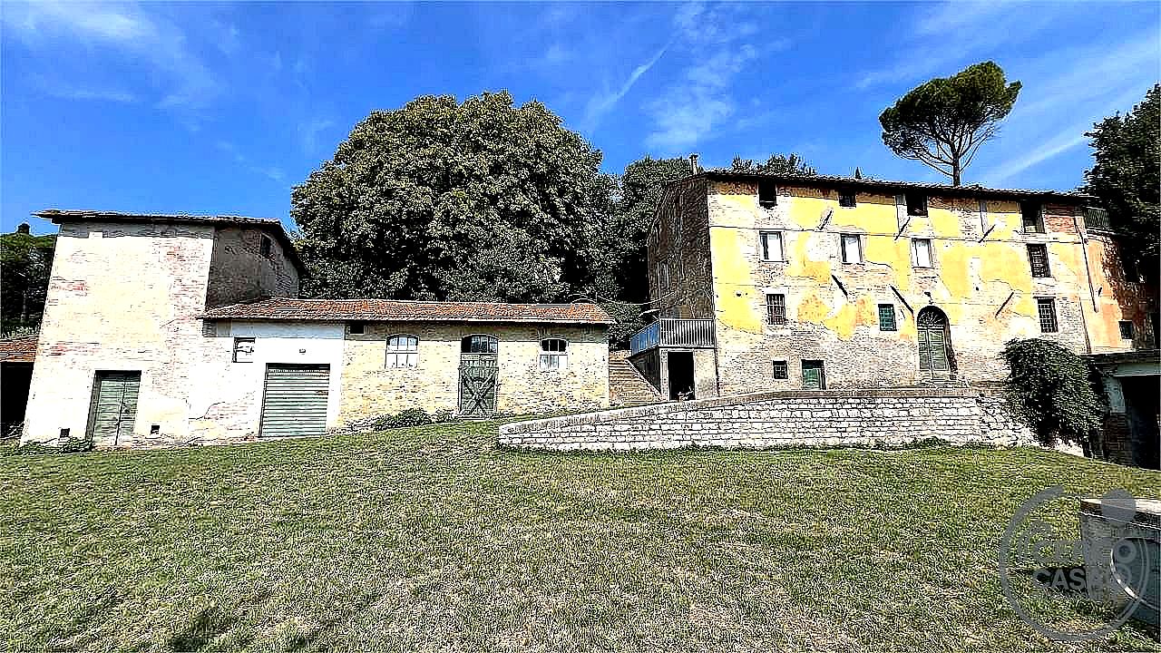 RUSTICO - CASALE VENDITA PERUGIA