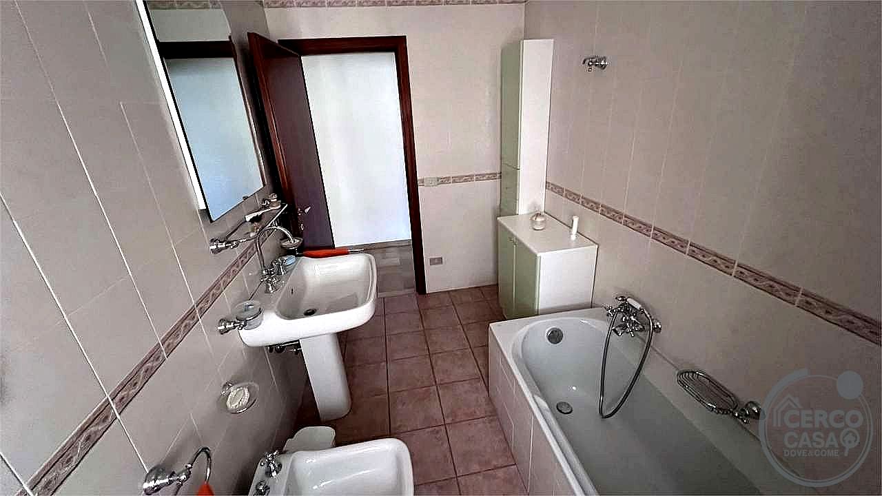 4 O PIÙ LOCALI VENDITA PERUGIA · foto 10