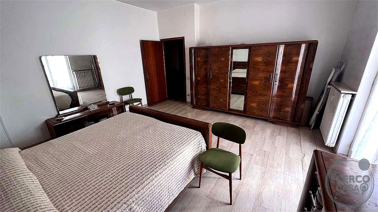 4 O PIÙ LOCALI VENDITA PERUGIA · foto 13