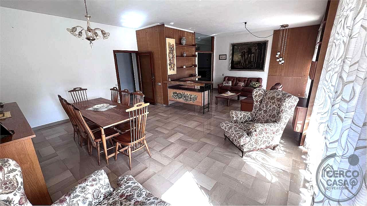 4 O PIÙ LOCALI VENDITA PERUGIA · foto 30