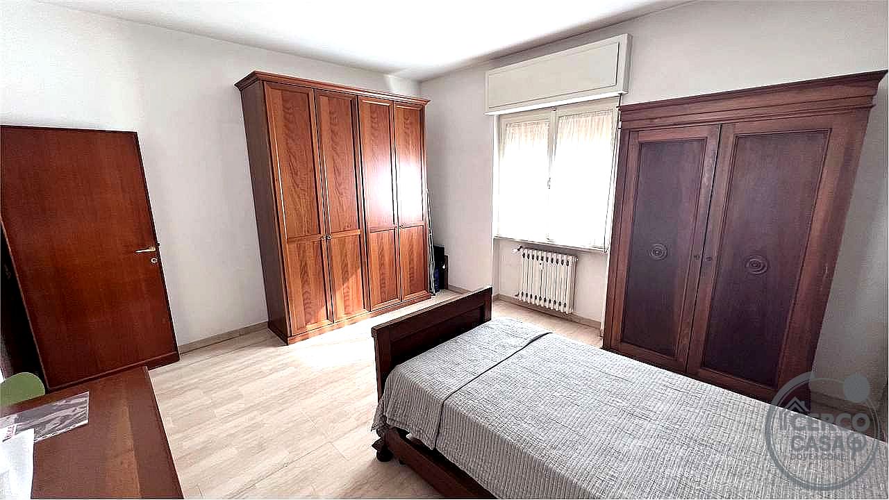 4 O PIÙ LOCALI VENDITA PERUGIA · foto 8