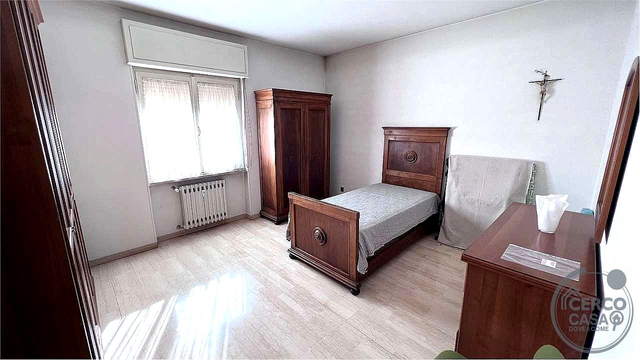 4 O PIÙ LOCALI VENDITA PERUGIA · foto 9