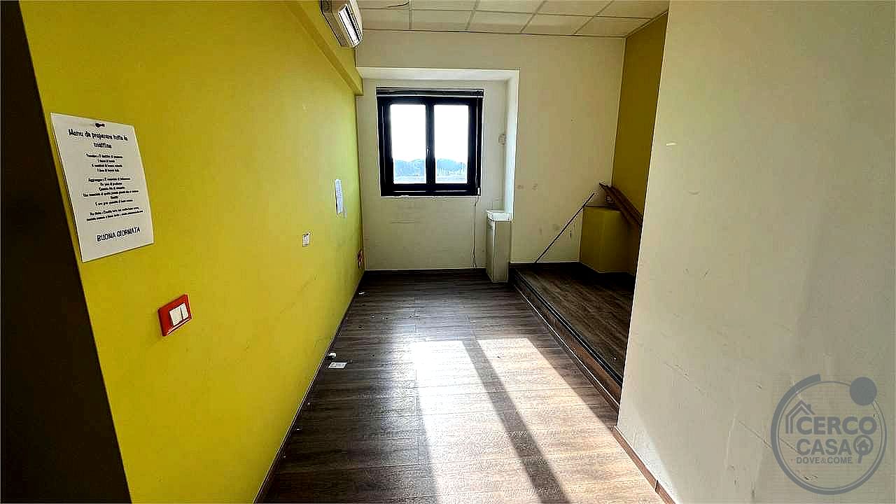 UFFICIO AFFITTO PERUGIA MONTEBELLO · foto 14