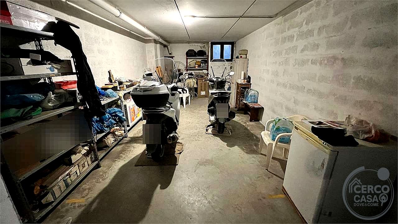 4 O PIÙ LOCALI VENDITA TORGIANO