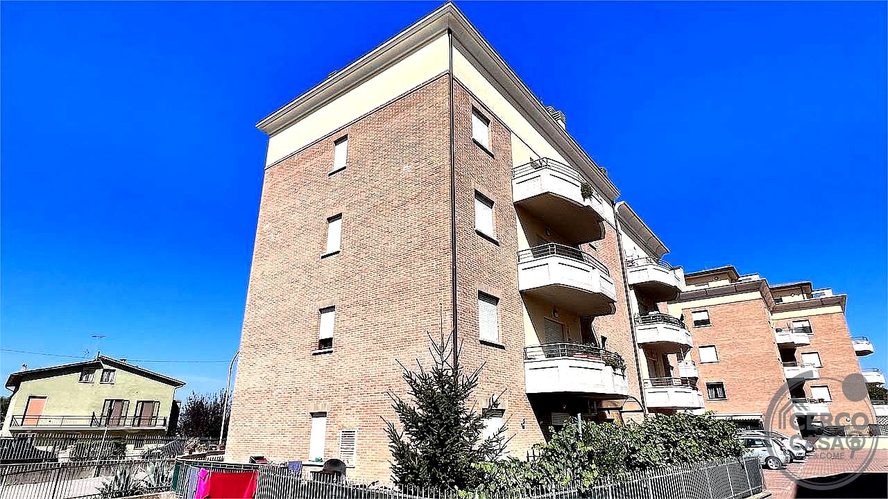 NEGOZIO VENDITA MARSCIANO · foto 2