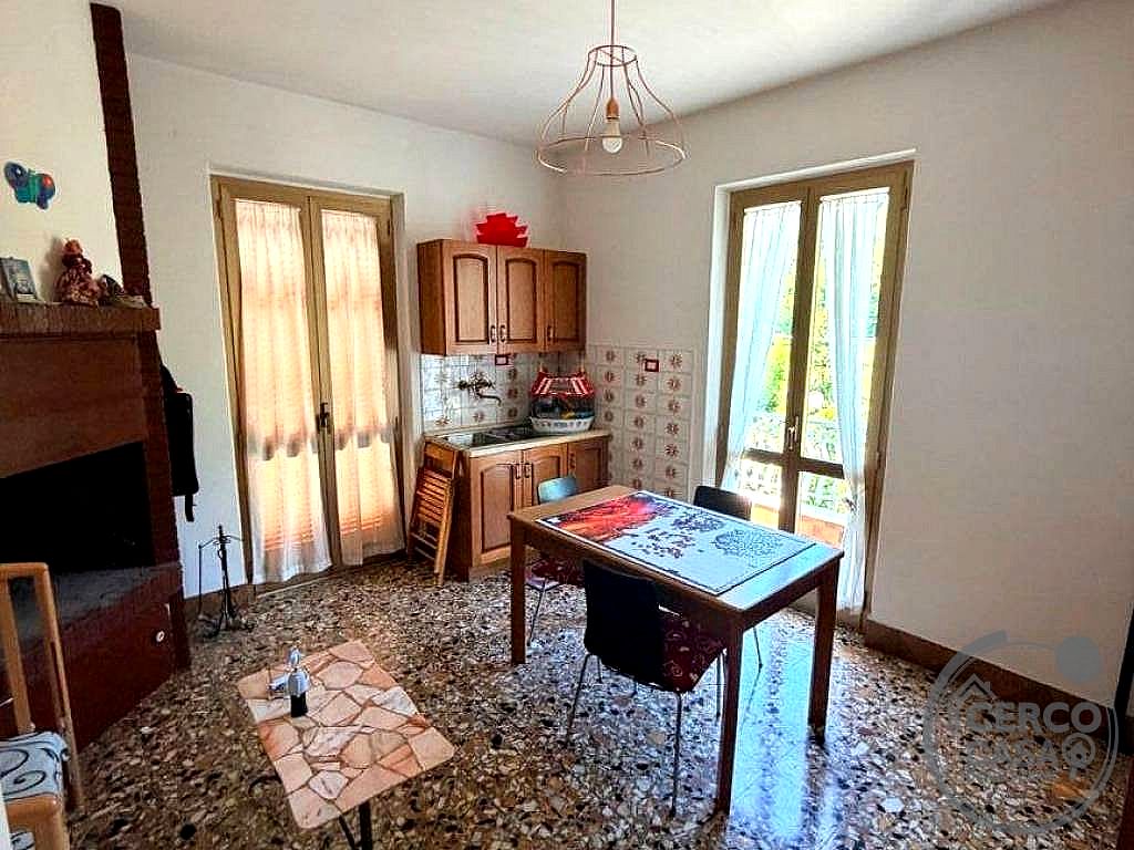 PALAZZO VENDITA PERUGIA PONTE SAN GIOVANNI · foto 6