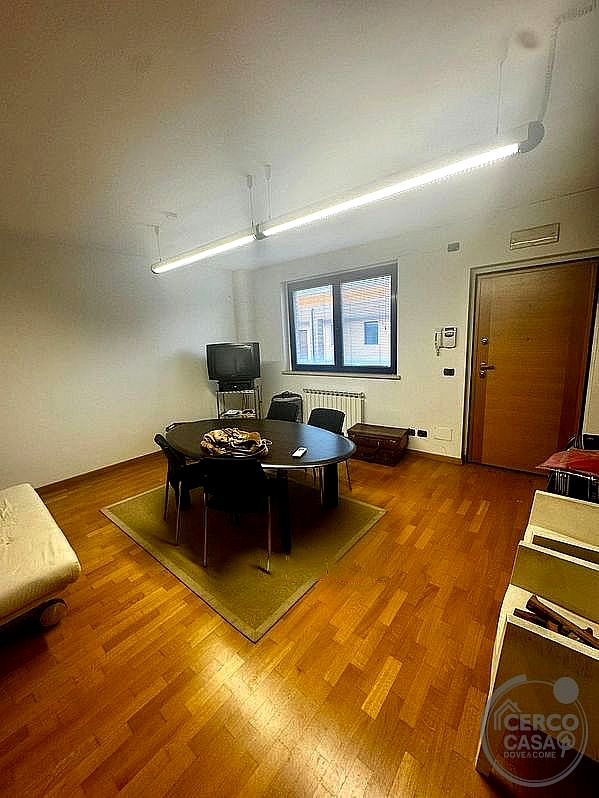 UFFICIO VENDITA MAGIONE · foto 2