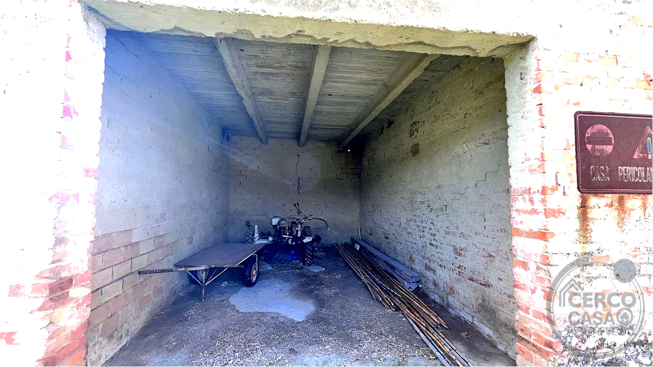 CASOLARE DA RISTRUTTURARE IN COMUNE DI ASSISI