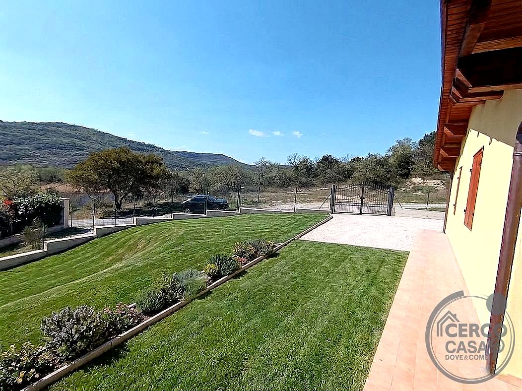 VILLA VENDITA MAGIONE · foto 2