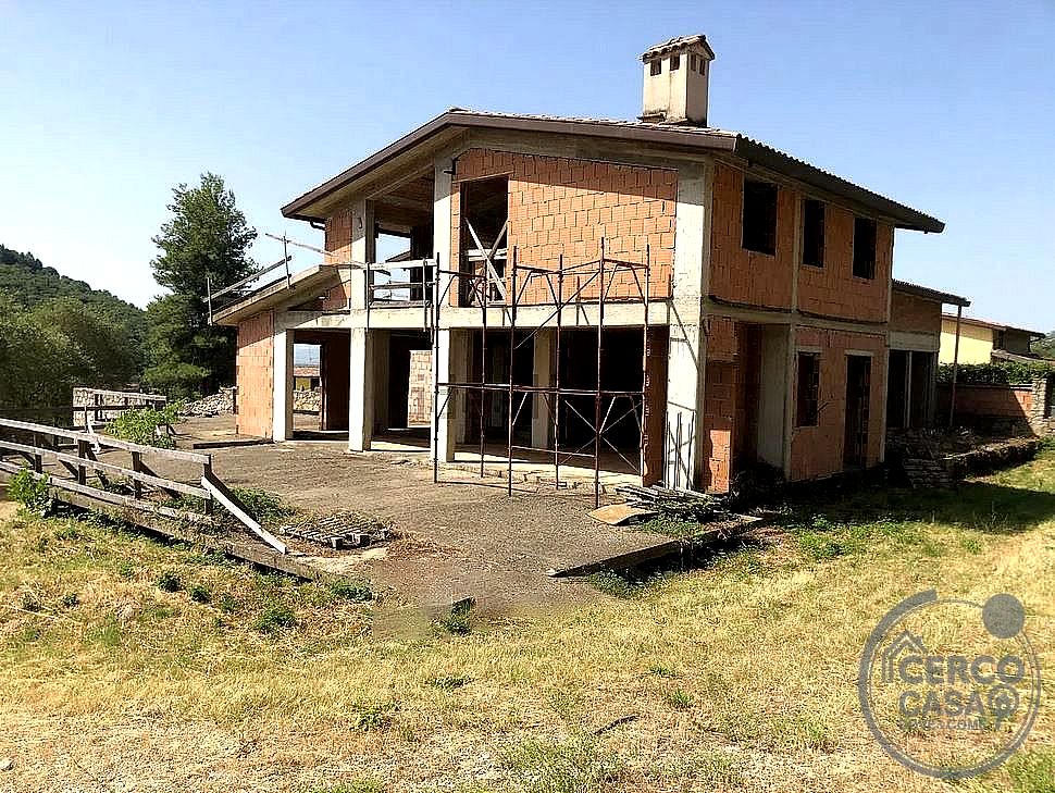 VILLA A SCHIERA VENDITA PERUGIA OLMO · foto 2