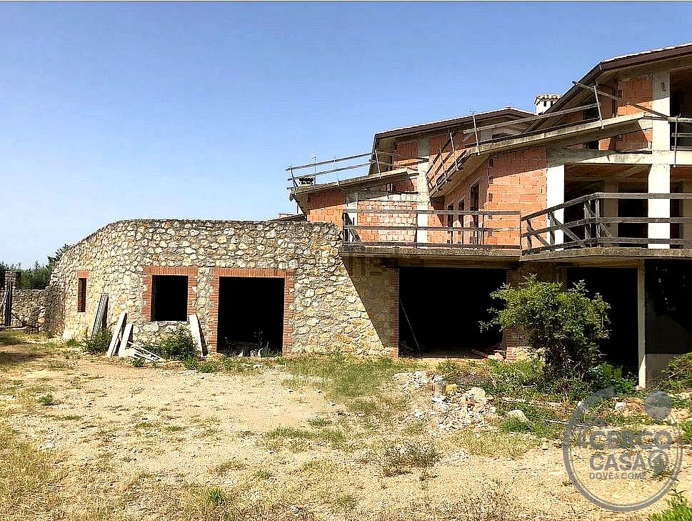 VILLA A SCHIERA VENDITA PERUGIA OLMO · foto 4