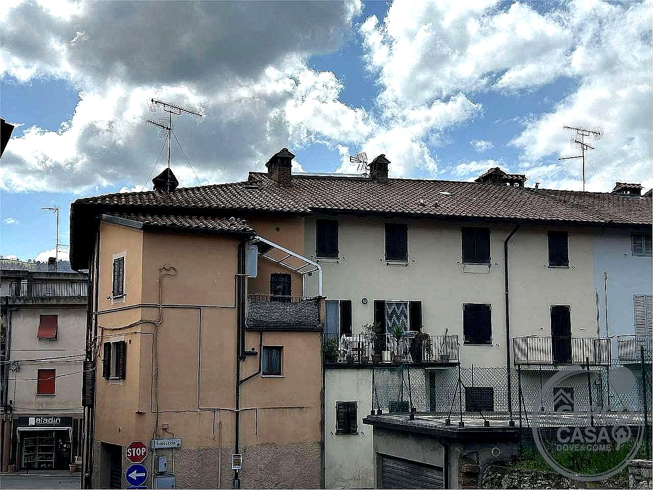 PALAZZO VENDITA PANICALE TAVERNELLE