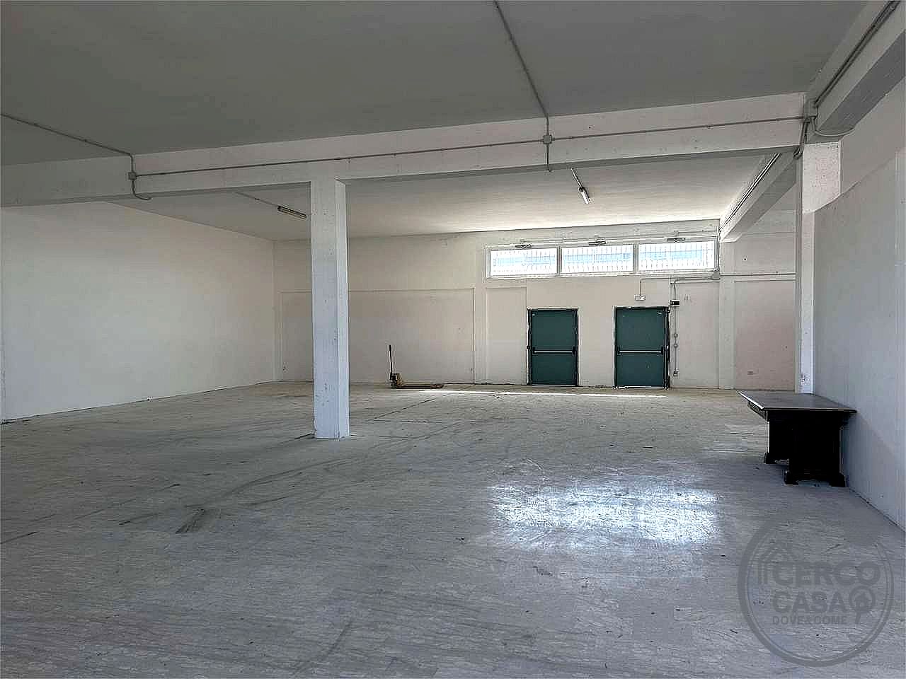 MAGAZZINO AFFITTO MAGIONE · foto 8