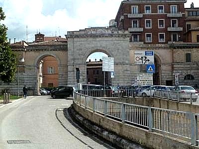 NEGOZIO AFFITTO PERUGIA PALLOTTA · foto 19