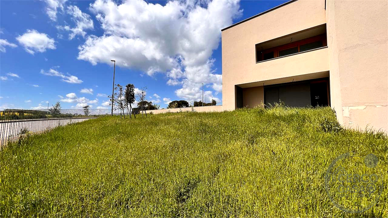 Appartamenti al grezzo in piccola palazzina