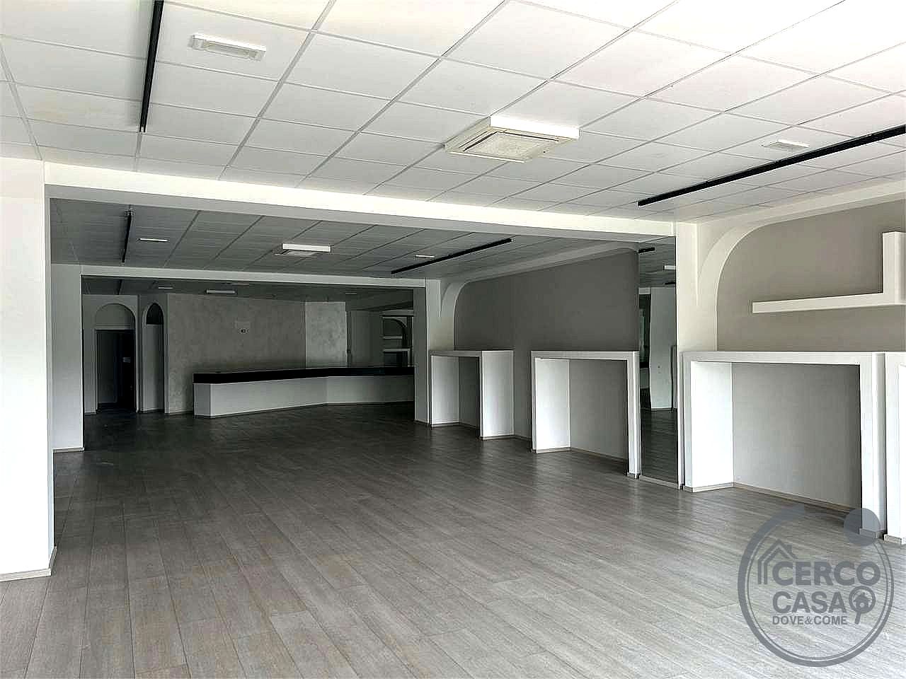 NEGOZIO AFFITTO TODI PONTERIO · foto 3
