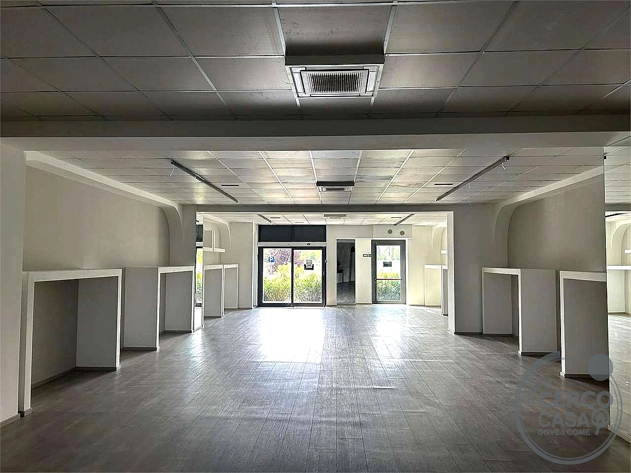 NEGOZIO AFFITTO TODI PONTERIO · foto 5