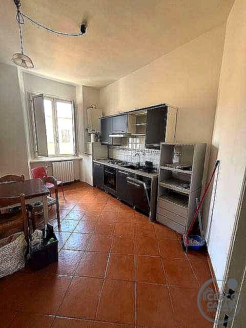 4 O PIÙ LOCALI AFFITTO PERUGIA