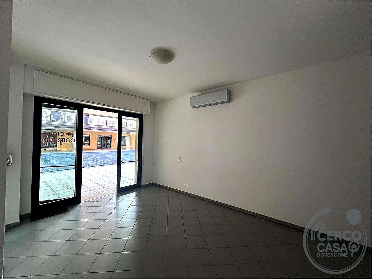 NEGOZIO AFFITTO PANICALE TAVERNELLE