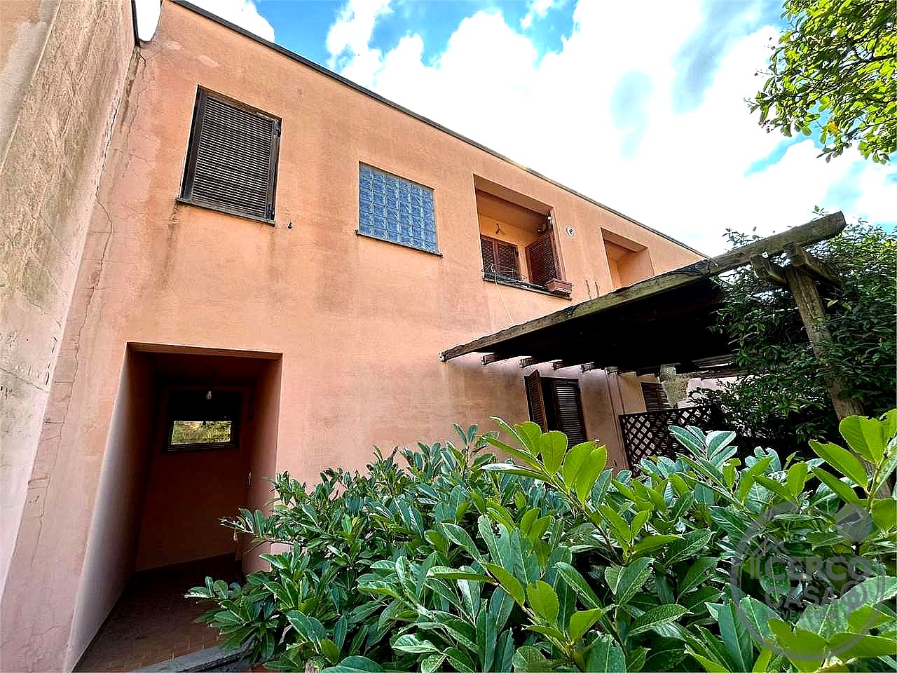 VILLA A SCHIERA VENDITA PANICALE · foto 16