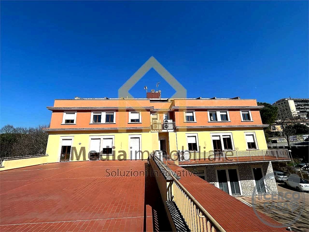 UFFICIO VENDITA PERUGIA STAZIONE · foto 3