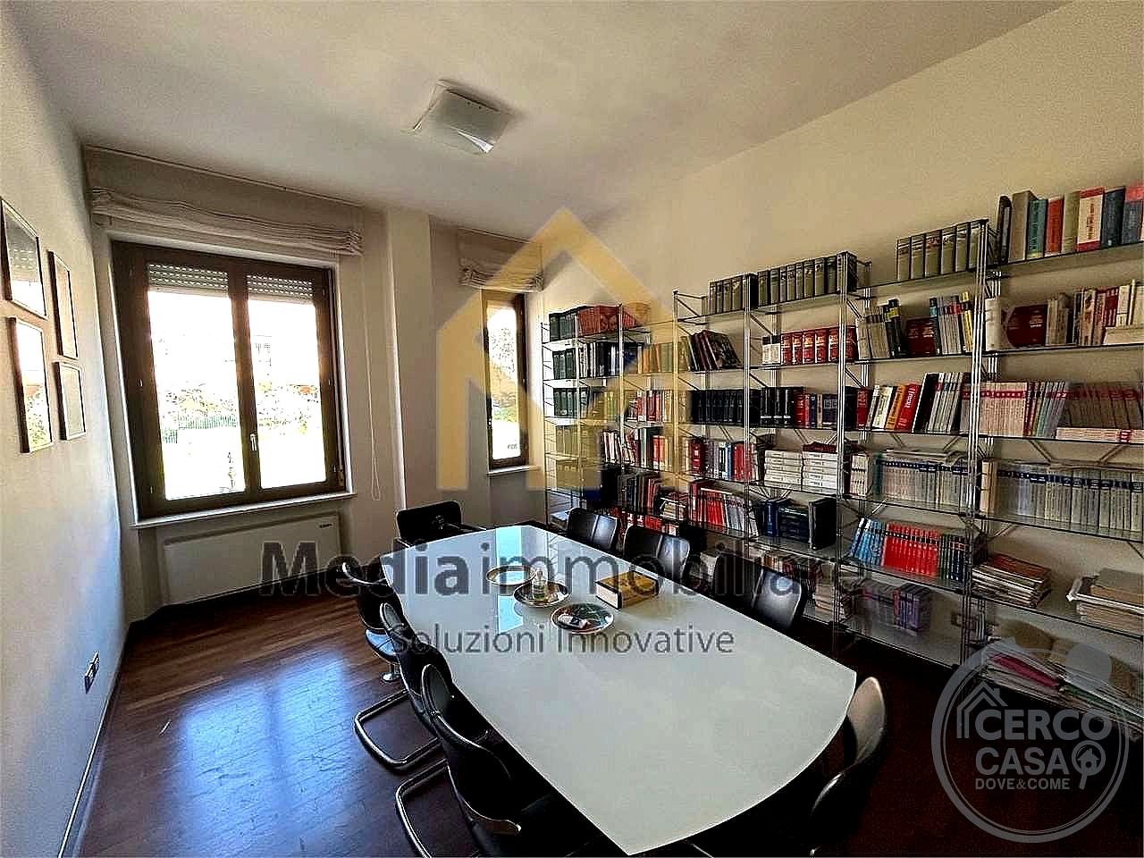 UFFICIO VENDITA PERUGIA STAZIONE · foto 8