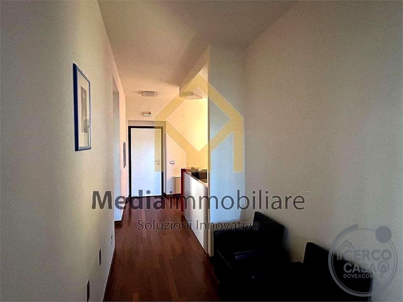 UFFICIO VENDITA PERUGIA STAZIONE · foto 11