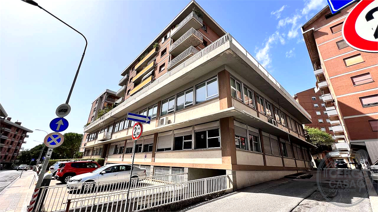 Uffici ambulatori o appartamenti