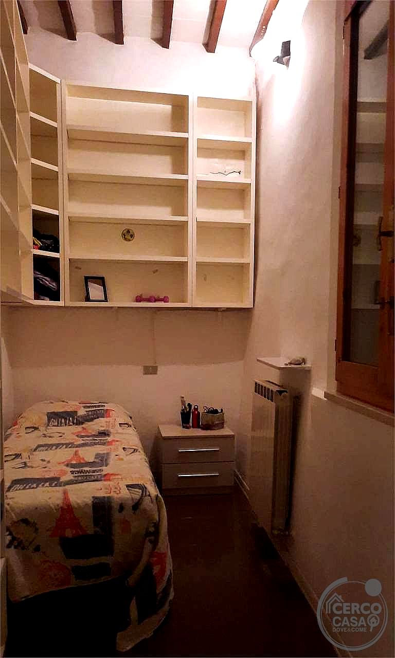 TRILOCALE AFFITTO PERUGIA · foto 6