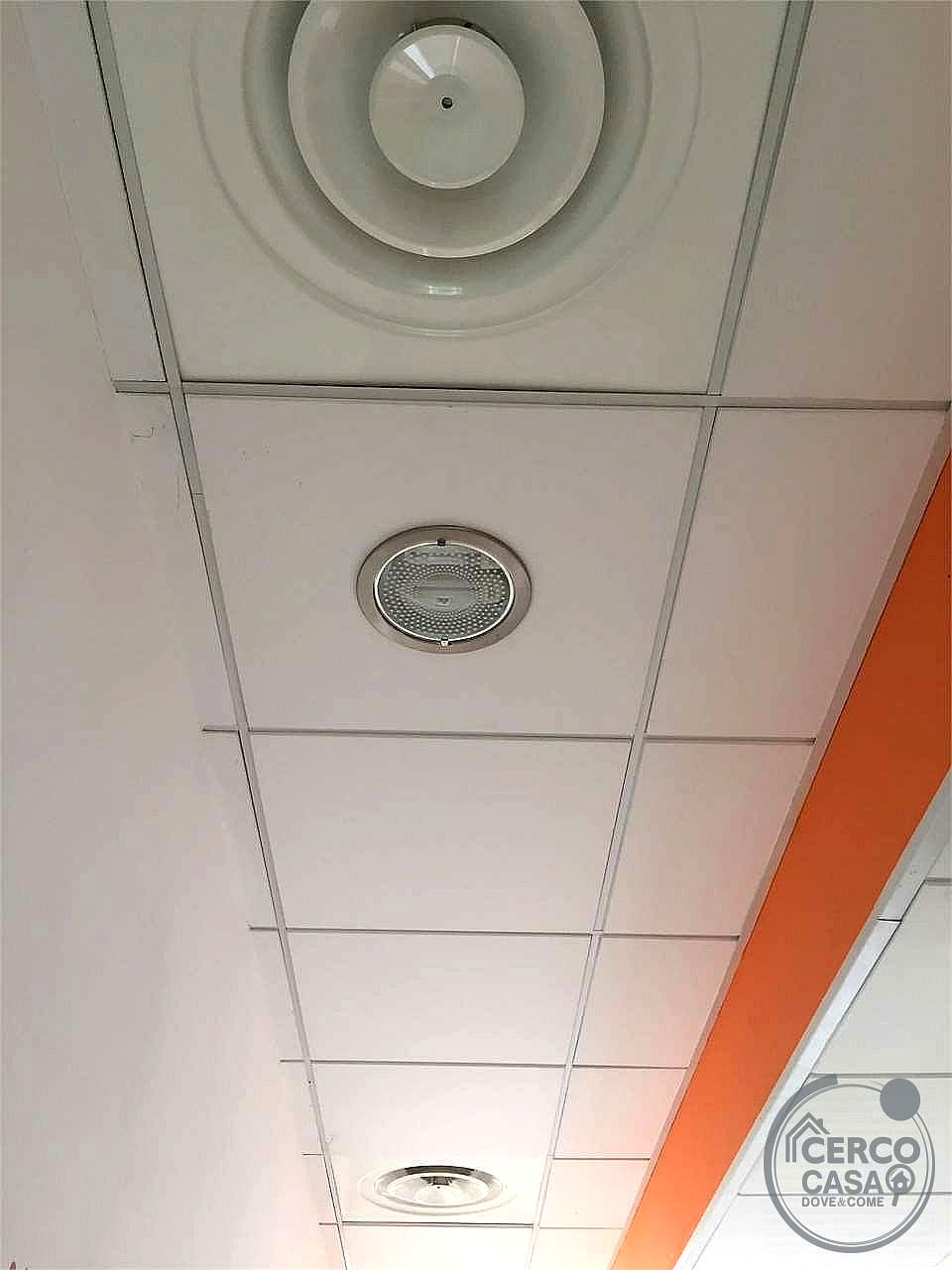 NEGOZIO AFFITTO BASTIA UMBRA · foto 3
