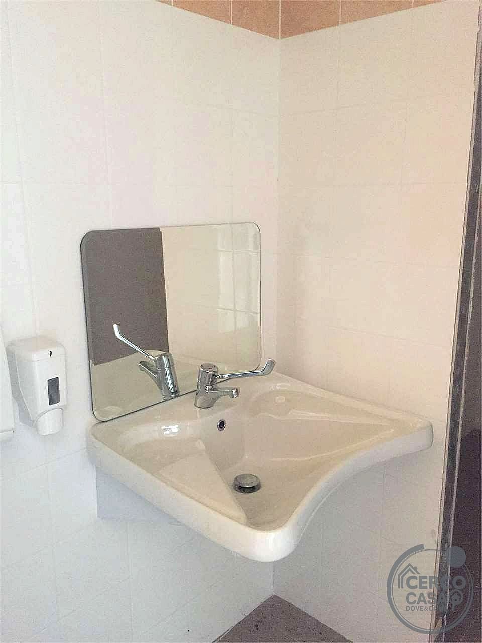 NEGOZIO AFFITTO BASTIA UMBRA · foto 5