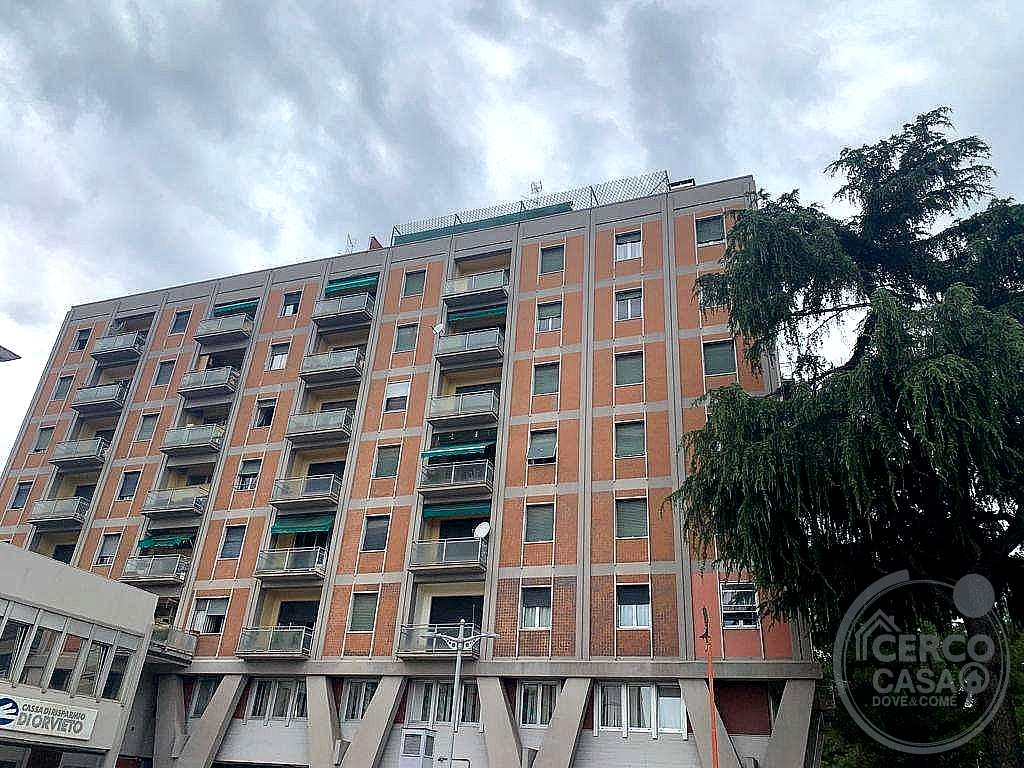 4 O PIÙ LOCALI VENDITA PERUGIA · foto 6