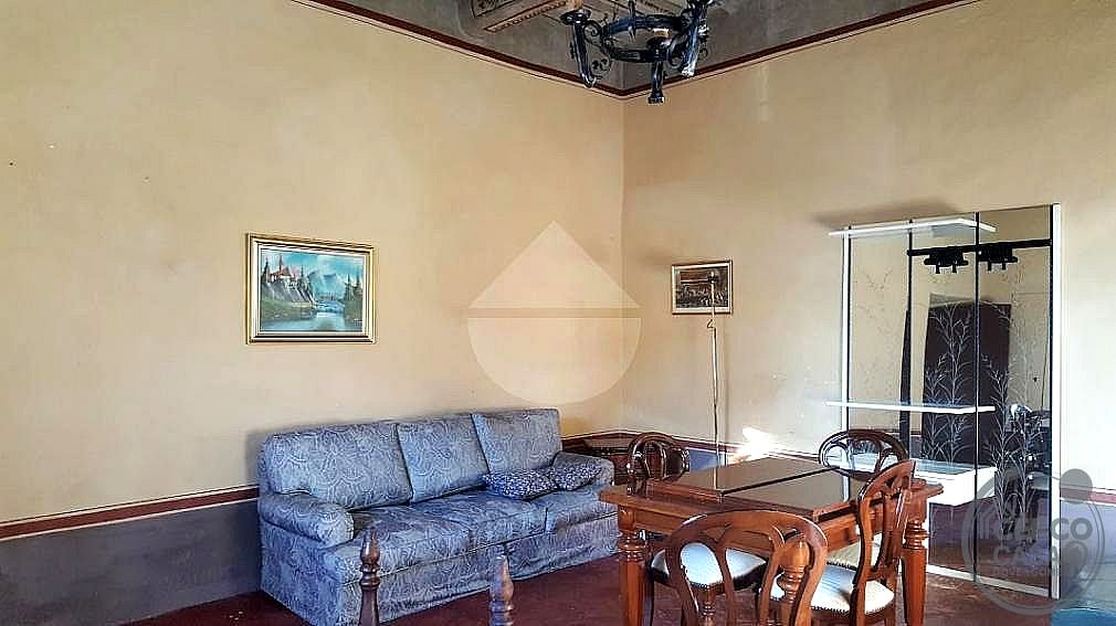PALAZZO VENDITA CORCIANO · foto 6