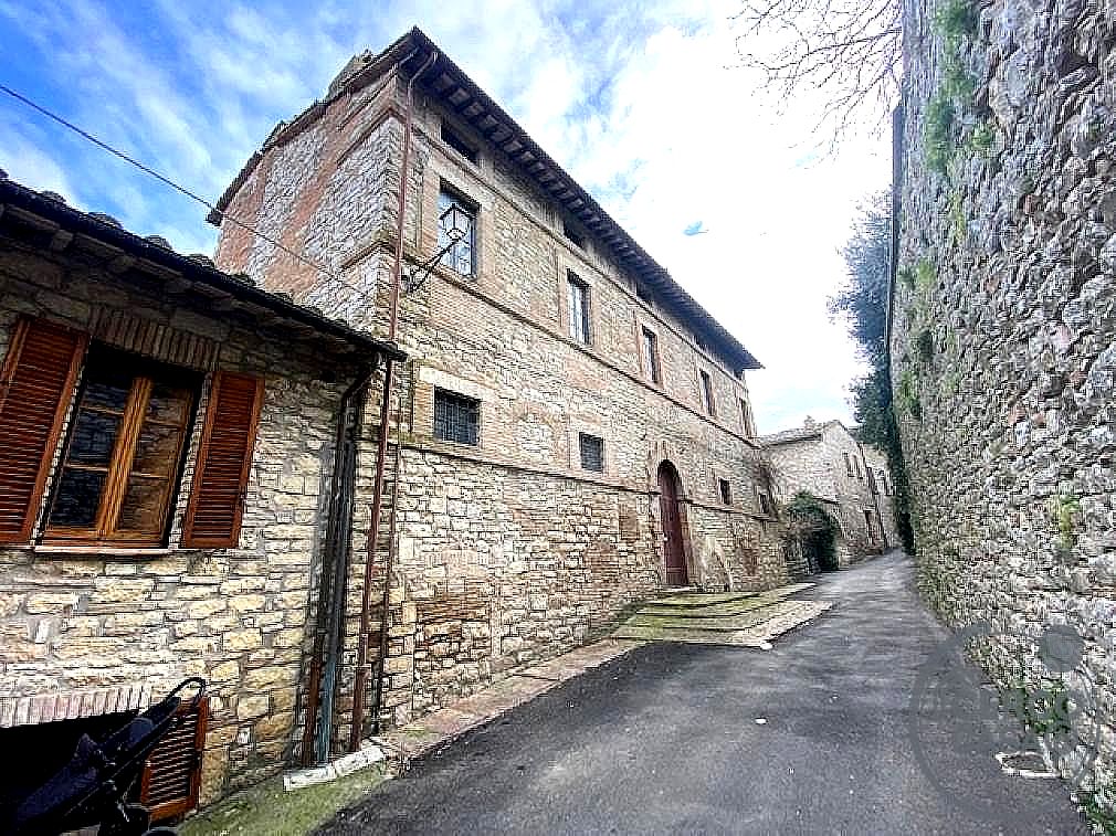 PALAZZO VENDITA CORCIANO