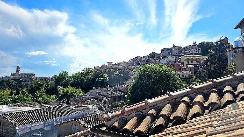 CIELO - TERRA VENDITA PERUGIA CENTRO STORICO · foto 9