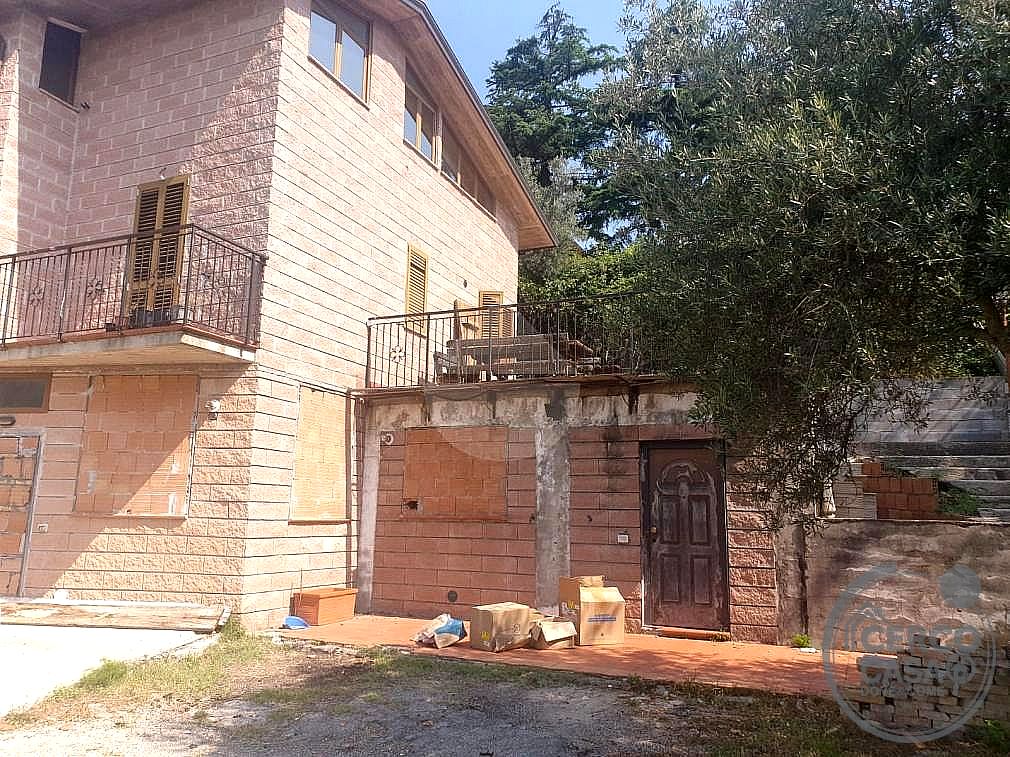 APPARTAMENTO VENDITA PERUGIA MONTELUCE · foto 4