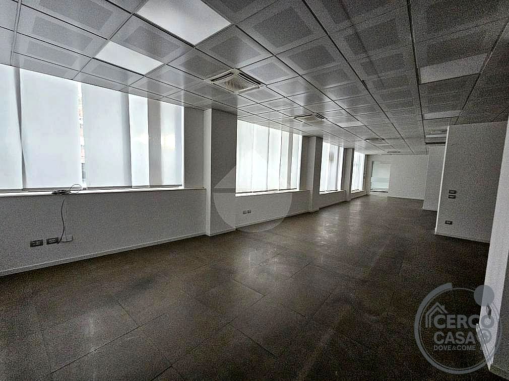 NEGOZIO AFFITTO PERUGIA CENTRO STORICO · foto 2