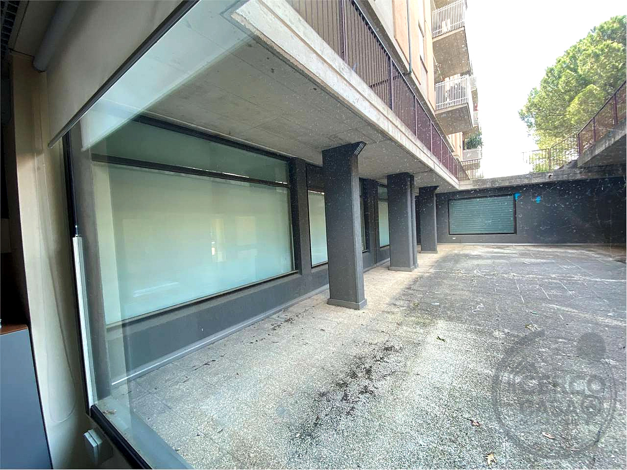 FERRO di CAVALLO Negozio o Ufficio