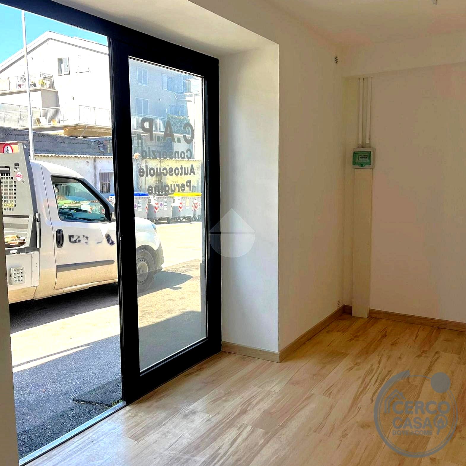 UFFICIO AFFITTO PERUGIA SETTEVALLI · foto 3