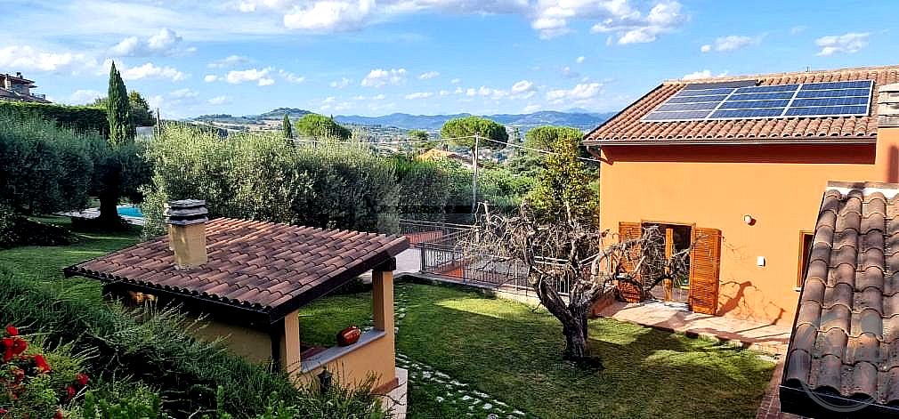 VILLA VENDITA PERUGIA MONTELUCE · foto 2