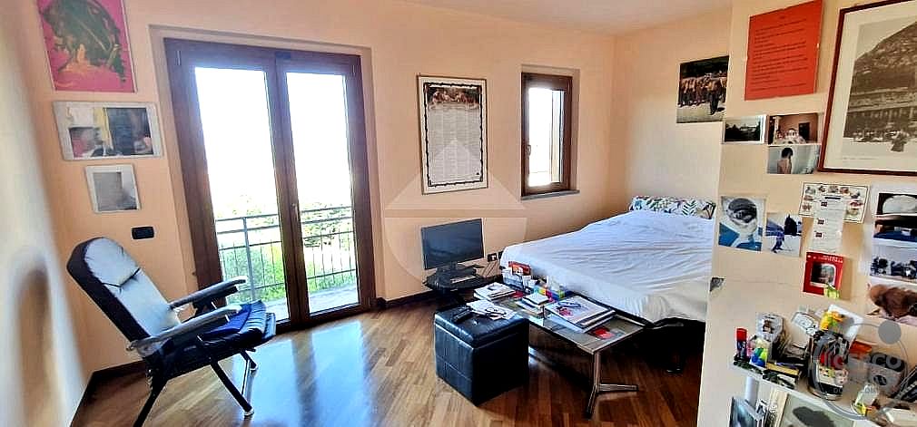 VILLA VENDITA PERUGIA MONTELUCE · foto 4