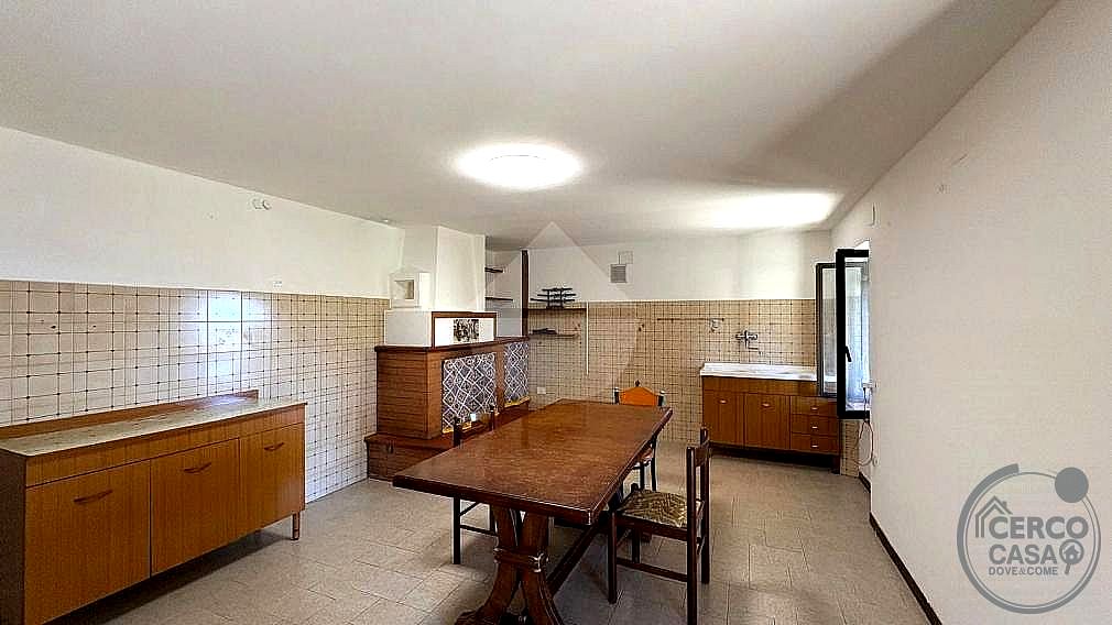 CASA INDIPENDENTE VENDITA GUBBIO · foto 3