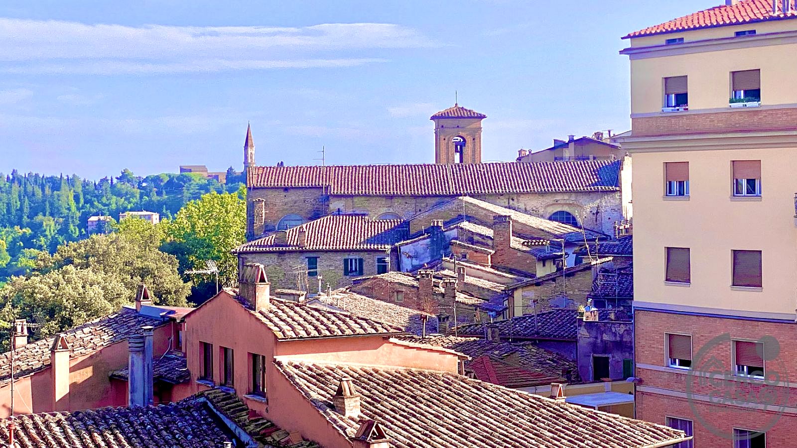 PALAZZO VENDITA PERUGIA CENTRO STORICO