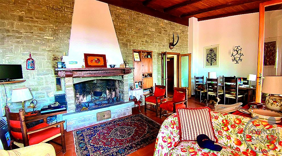 VILLA VENDITA MAGIONE SAN FELICIANO