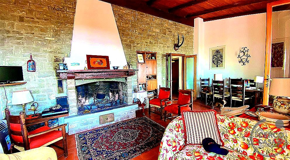 VILLA VENDITA MAGIONE SAN FELICIANO